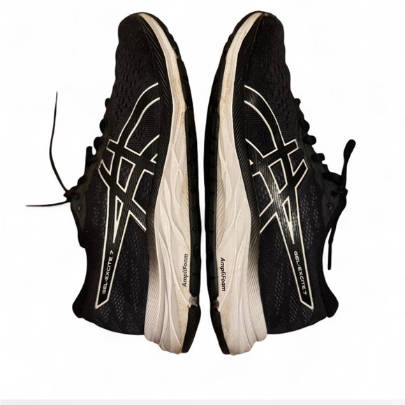ASICS Gel excite 7 black and white trainers women’s 7 - Picture 1 of 7